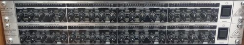 Compressor de Audio Behringer MDX 4600
