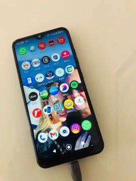 Smartphone LG K22 Plus Tela 6,2 64gb 3gb Ram Android Titânio 