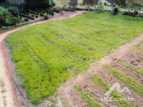 TRÊS CORAÇÕES/MG  Terreno rural com  hectares no Sítio Santíssima Trindade