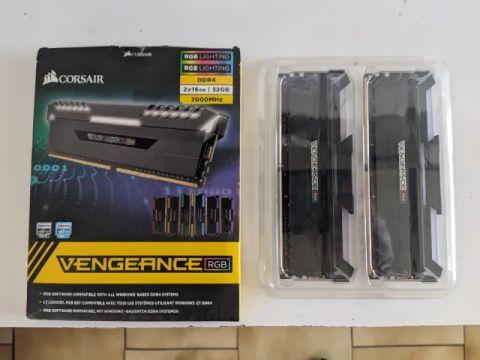 memoria ddr4 2x16gb 32gb corsair vengeance rgb 3000mhz