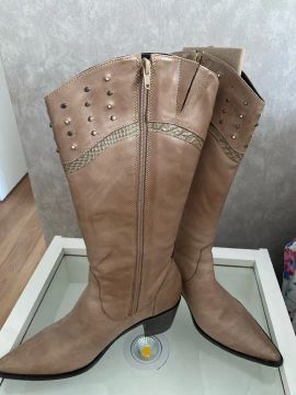 Bota couro original trouxe da Argentina 
