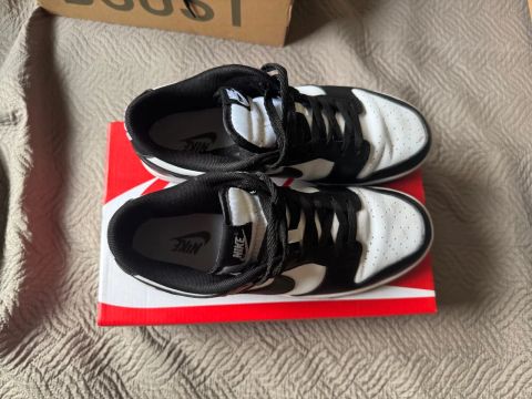 Tênis Nike Dunk Low Preto e Branco