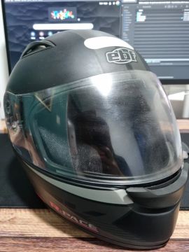 Capacete Moto Feminino 56" Usado