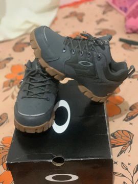 Botinha Oakley halftrack 2