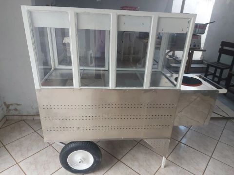 Vendo carrinho de pipoca  novo muito bom 