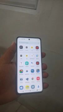 Vendo  moto g82  128 GB Para vende logo 380