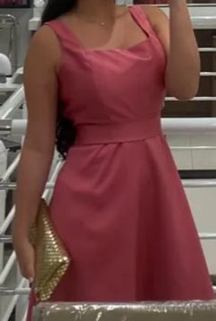 Vestido rosa feito a mão 