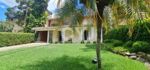 Casa 6 dormitórios no bairro Ipanema, Porto Alegre