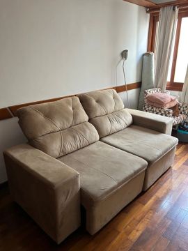 Sofá Retrátil 2 Lugares em Suede Bege