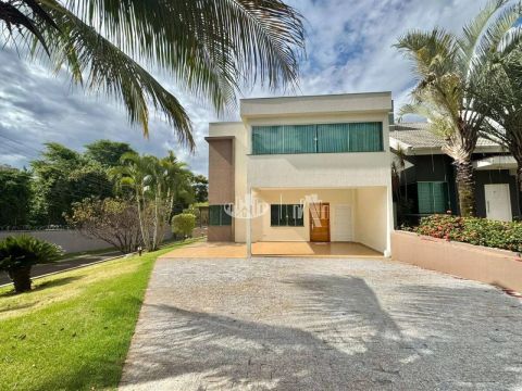 Casa com 4 quartos para alugar, 250 m² por R$ 7.280/mês - Condomínio Vale do Arvoredo - Zo