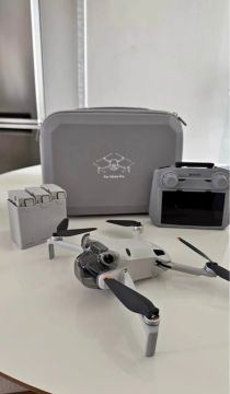 ?SUPER COMBO DJI MINI 4 PRO com pouco voo, praticamente novo, leia a descrição ?