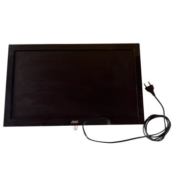 Araruama/RJ - Com defeito - TV AOC LED 22" LE22H138 Branca