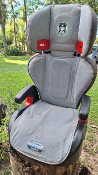 Cadeirinha de carro para bebê - Protege Reclinável - Peg-Pérego