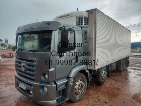Vw 24280/12 bitruck baú frigorífico gancheira aparelho pra congelado ou chassis 