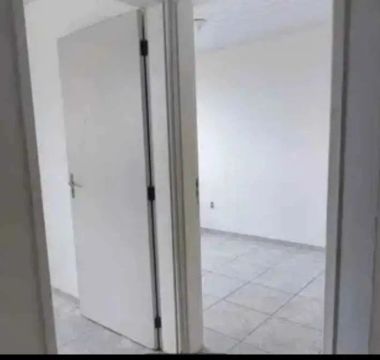 Aluga se apartamento no village de prata