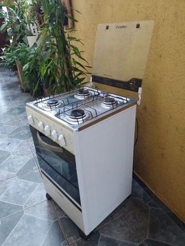 Fogão Esmaltec acende automático 