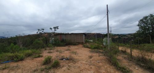 Terreno com vista para a natureza