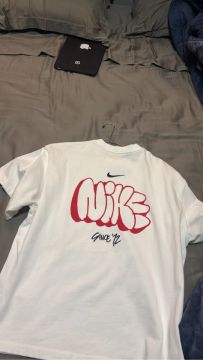 CAMISA NIKE VEIO DA EUROPA  NUNCA USADA 