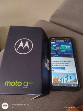 Moto G30 - usado em ótimo estado 