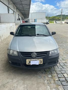 GOL G4 Completo. VIDRO /AR CONDICIONADO / DIREÇÃO 
