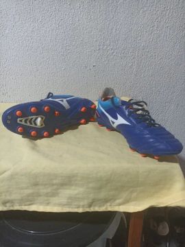 CHUTEIRA DE CAMPO MIZUNO
