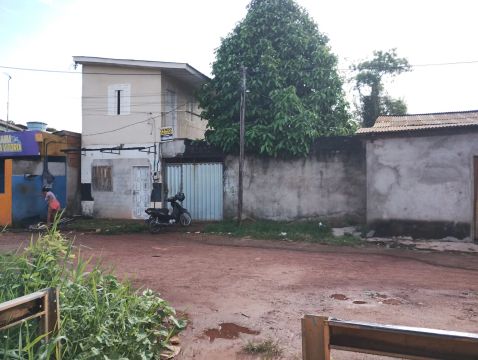 Vendo casa+kitnet 