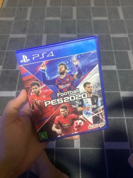 Jogo PS4 Pro Evolution Soccer 2020
