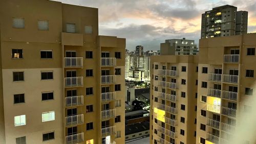 R$ 2.300!! Oferta Apartamento semi mobiliado no 20 andar com vista do metrô Barra Funda!!