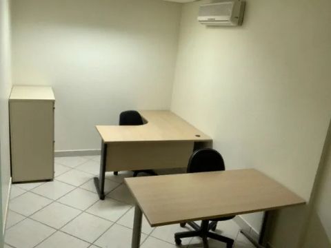 Ponto comercial espetacular na Reta da Penha!!