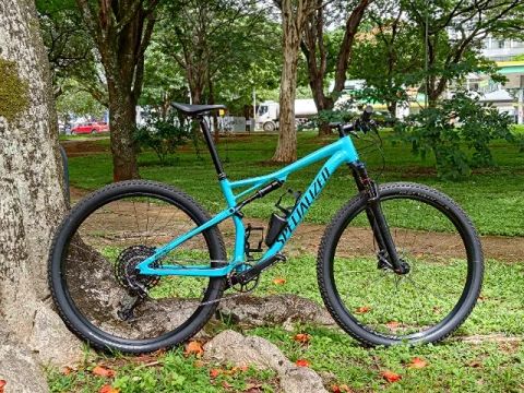 Specialized epic comp aluminio 2018 fashion peso