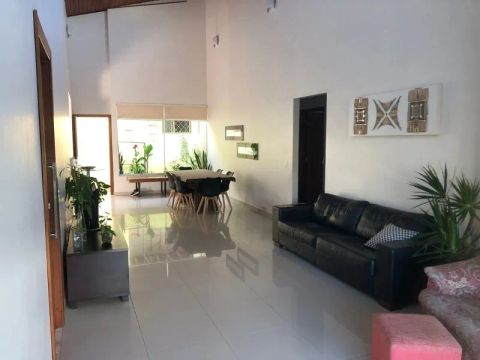 EXCELENTE CASA NO SERRANO | PÉ DIRETO ALTO | COM SUITE