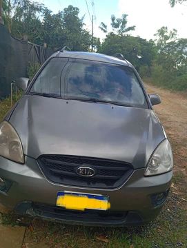 Vendo Kia carens 2009