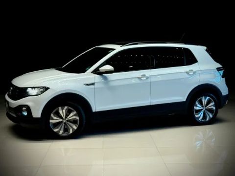 T-CROSS teto solar 2020 painel tft carplay 