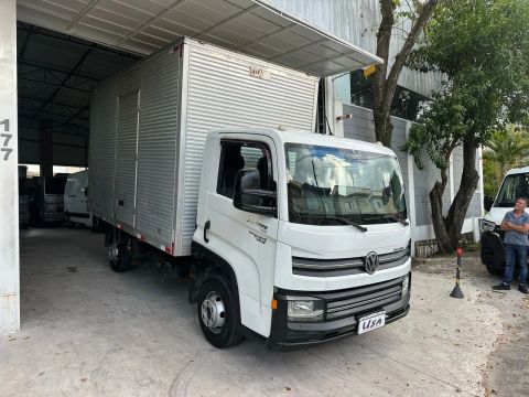 Volks delivery caminhonete no documento ano 2020