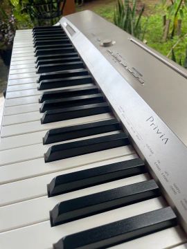 Piano Digital Casio Privia PX-160