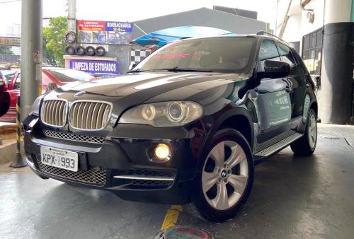 BMW X5 4.8 Teto solar Panorâmico.