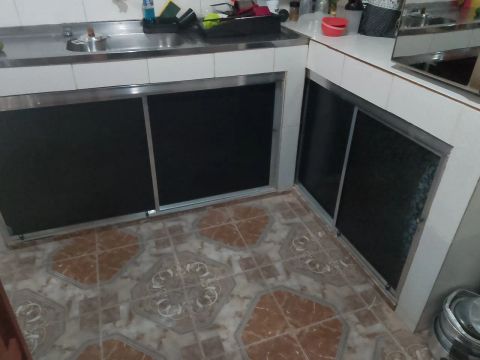 Box de pia L de acrílico 
