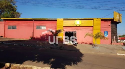 Galpão comercial pronto para o sucesso em Taquaralto, Palmas!