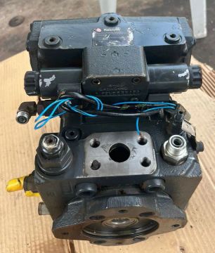 Bomba HST Komatsu wa200/5