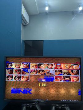 TV Philips com tela de LED + Game 10.000 jogos
