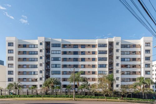 Cobertura Duplex 385 m², 03 suítes e 04 vagas.