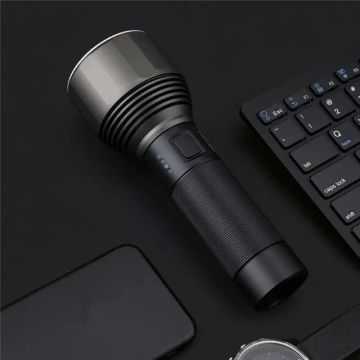Lanterna Recarregável NexTool XPH50.2 2000LM Nova e Lacrada - Potência e resistência
