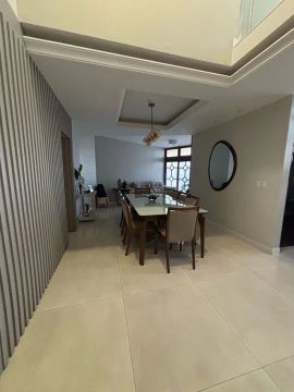 Mesa 1,80m Veneza Vidro com 8 Cadeiras 