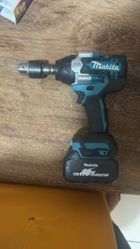 Parafusadeira de Impacto Makita 18V 1/2 Pol