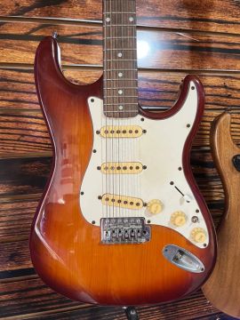 Guitarra Elétrica Condor Rx20s seminova ótimo timbre