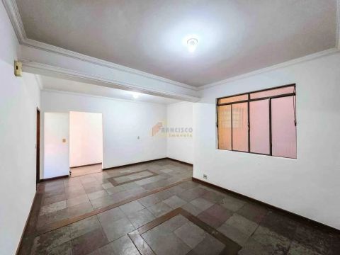 Apartamento à venda, 3 quartos, 1 vaga, Centro - Divinópolis/MG