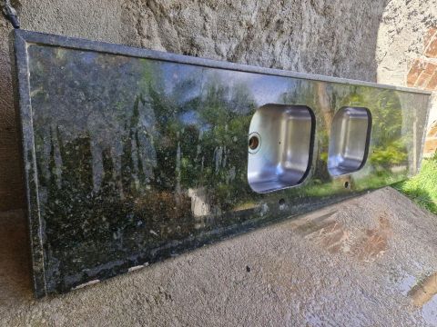 Pia de Granito com Duas Cubas