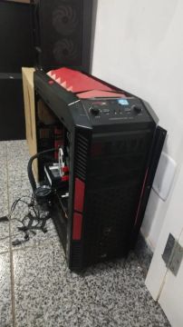 Gabinete Gamer HyperX Xpredator X3