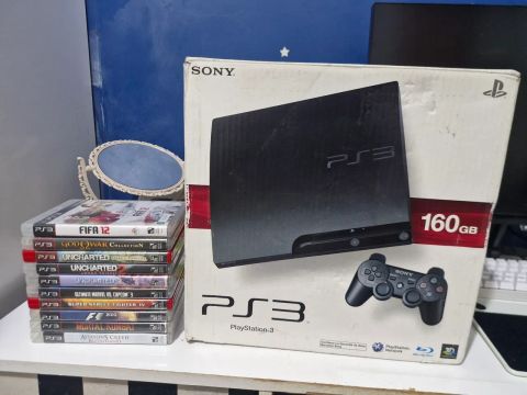 Playstation 3 - 10 Jogos/2 controles 