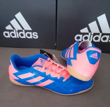 Chuteira Adidas Artilheira V In Tam 40 & 41 (original / nova)